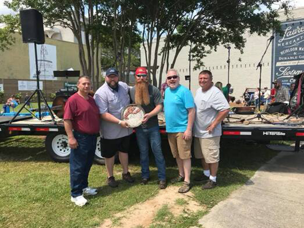 crawfish-competition-winning-photo